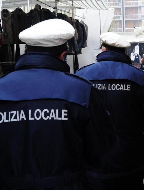 Controlli a Reggio Emilia: pizzicati tre furbetti dei saldi 