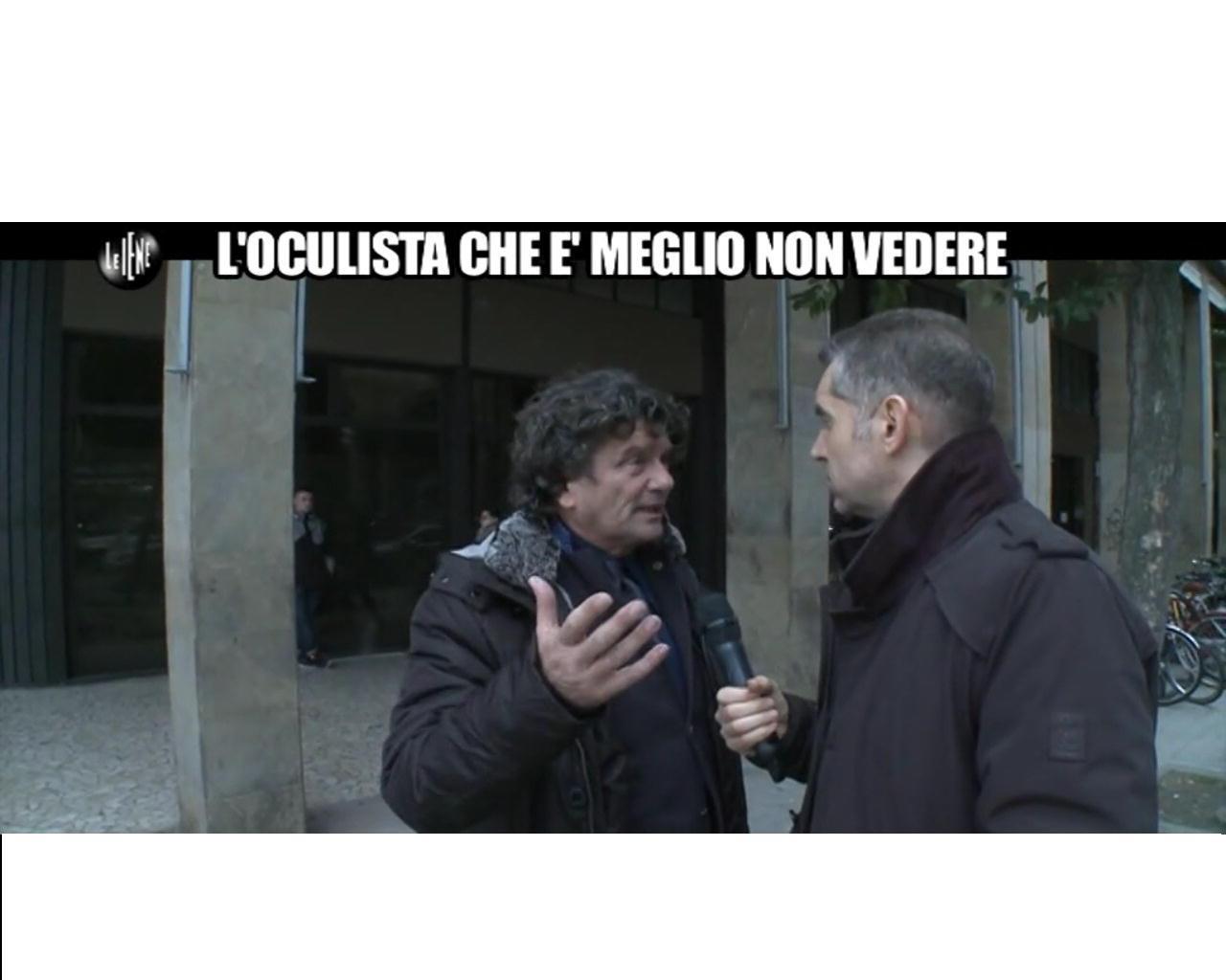 L'oculista Siravo con l'inviato de "Le Iene", Andrea Agresti