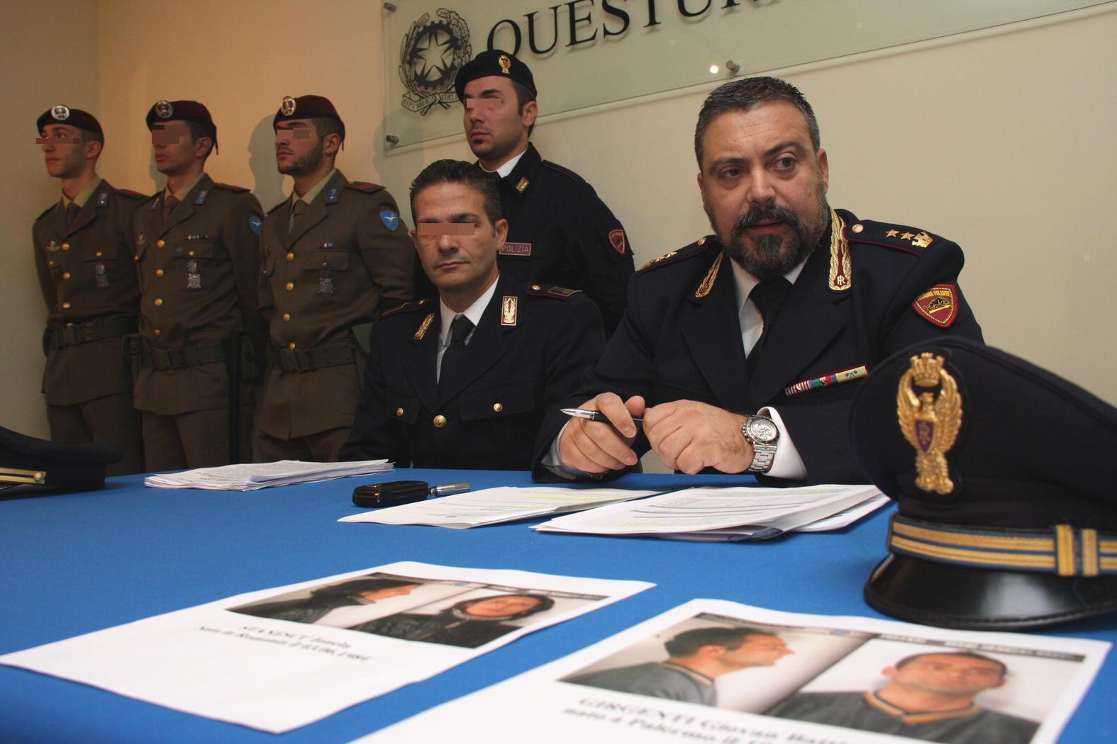 A destra l'ex dirigente dell'ufficio Volanti della Questura, Fabio Pichierri