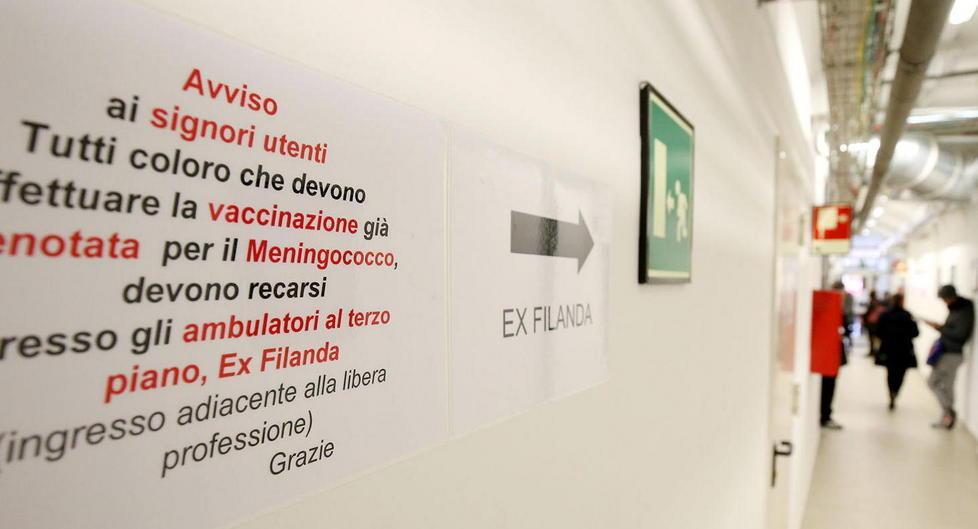 Meningite, 300 vaccinati in un giorno 