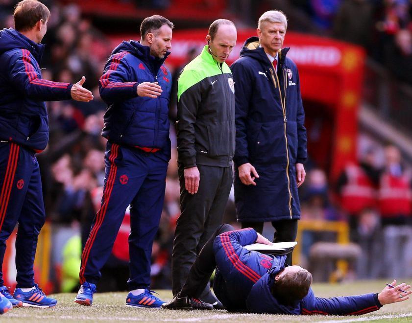 Simulazioni, la scenetta di Van Gaal