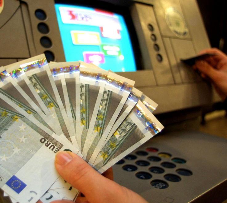 Addetta alle pulizie e ladra incastrata dalle telecamere 