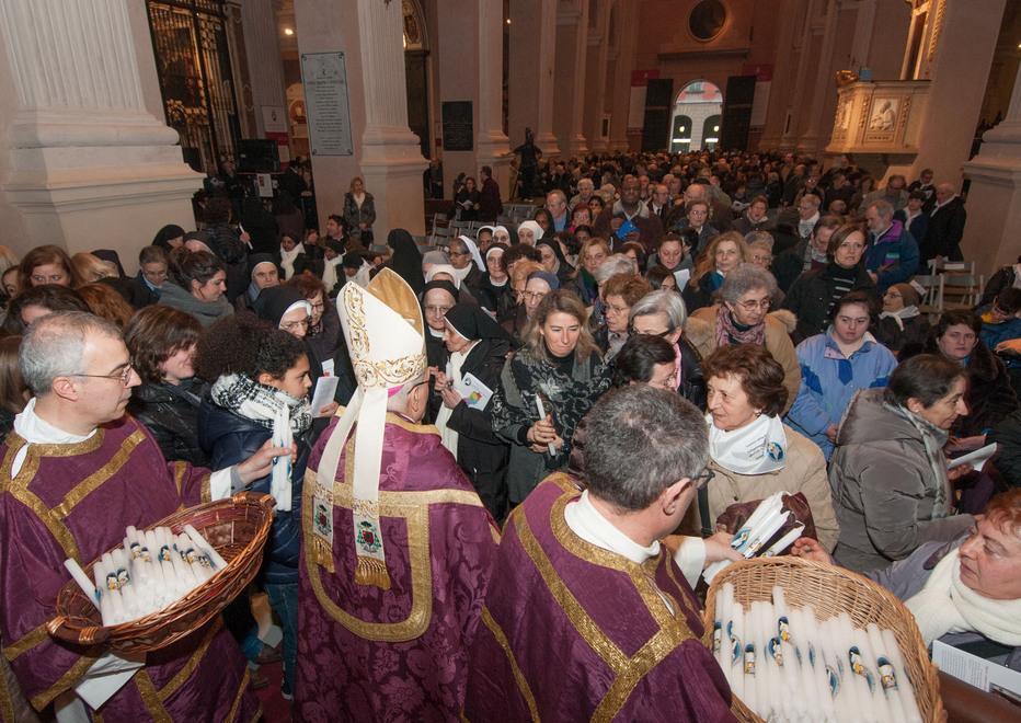 Cattedrale gremita per il pellegrinaggio del vicariato urbano 