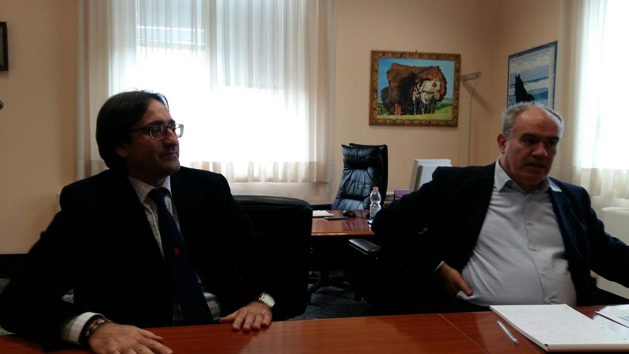 Il neodirettore Magona, Giovanni Carpino, e Leandro Nannipieri, supervisore dello stabilimento
