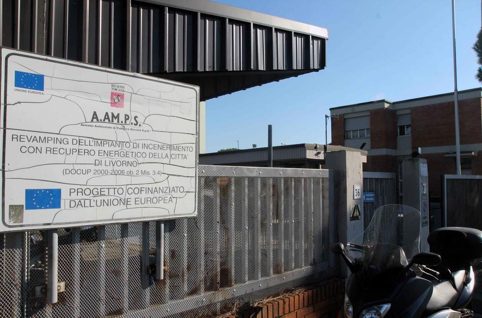 Inchiesta Aamps: omissioni d’atti d’ufficio, peculato e bancarotta. Ecco le accuse agli otto indagati 