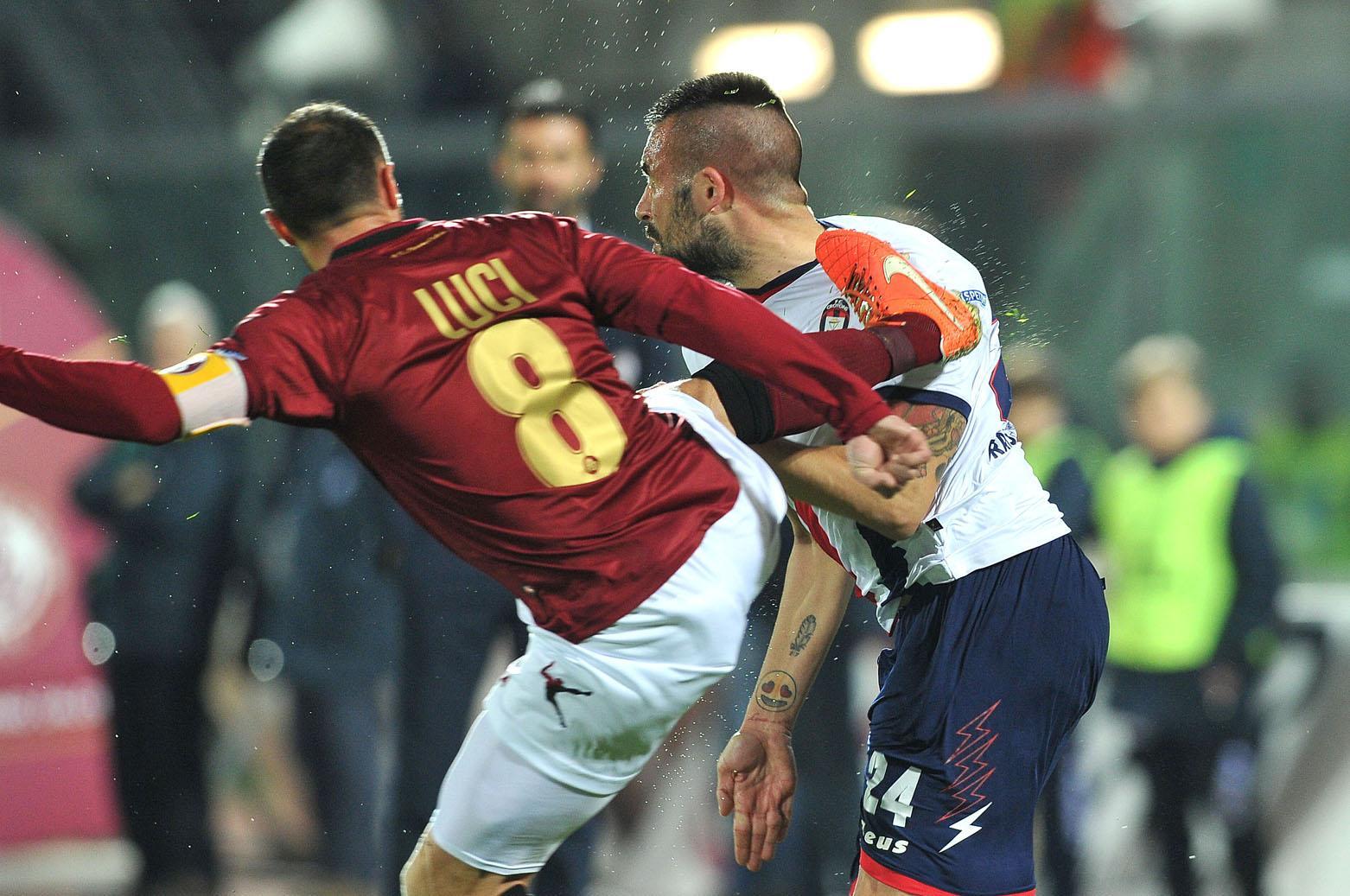 Livorno-Crotone: 0-0. Per gli amaranto è un buon punto