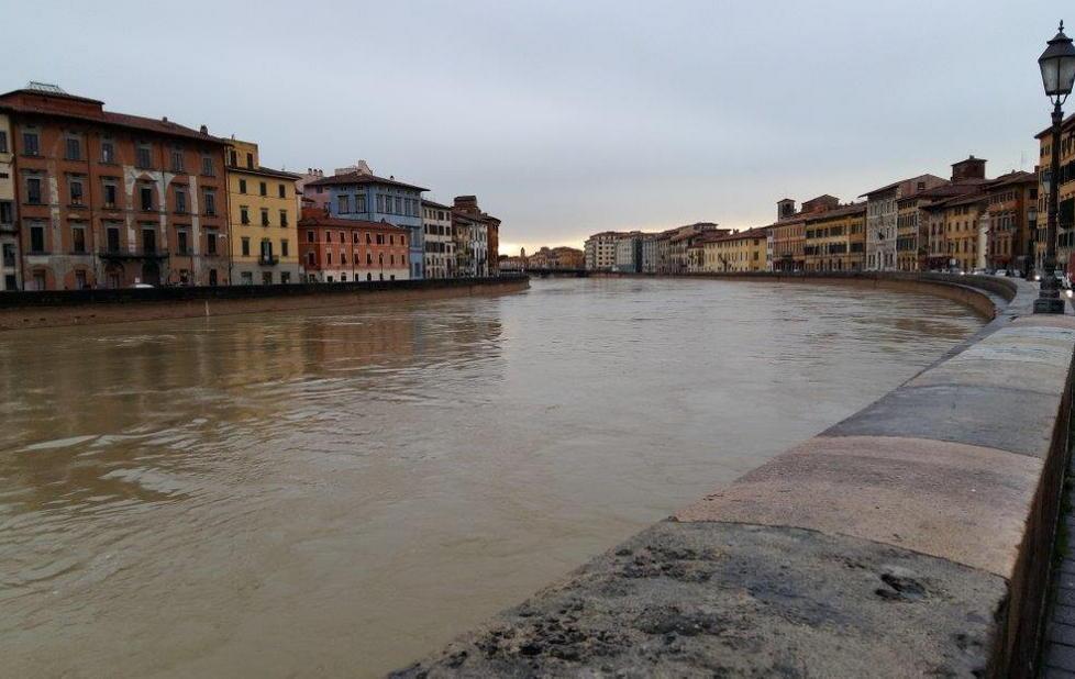 Arno in piena: superati i 3 metri 