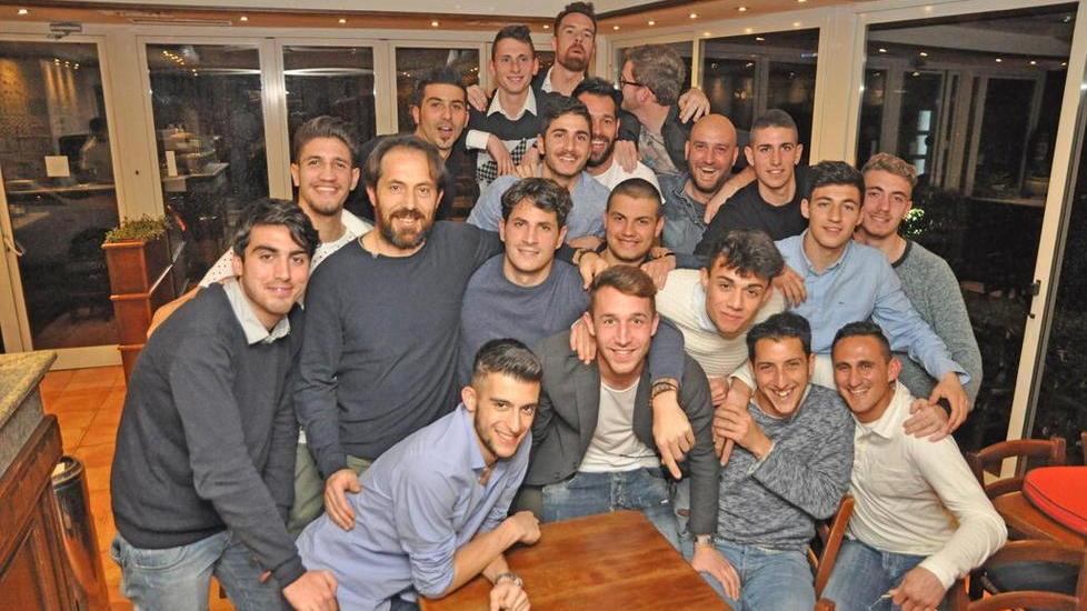 Movida rossoblù la festa esplode nello spogliatoio