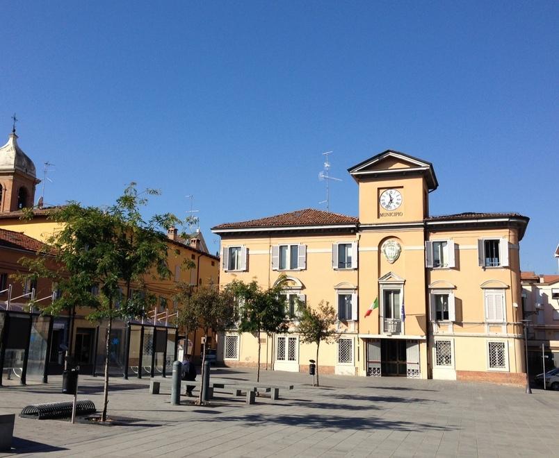 Tagli e risparmi su tutti i fronti 