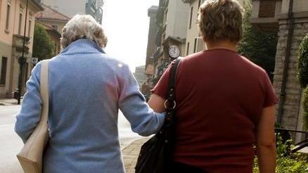 Pronto badante, il nuovo servizio della Regione