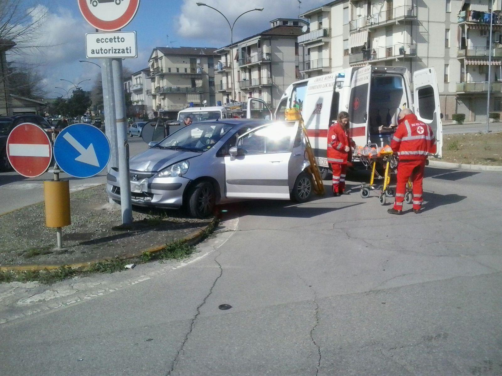 L'intervento dei soccorritori sul luogo dell'incidente