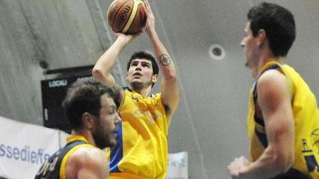 Un Basket Golfo da leccarsi i baffi col Santarcangelo