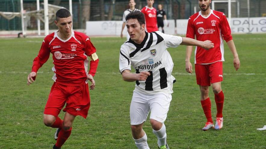 Per nove mesi fa il calciatore Gli altri tre? La guida turistica