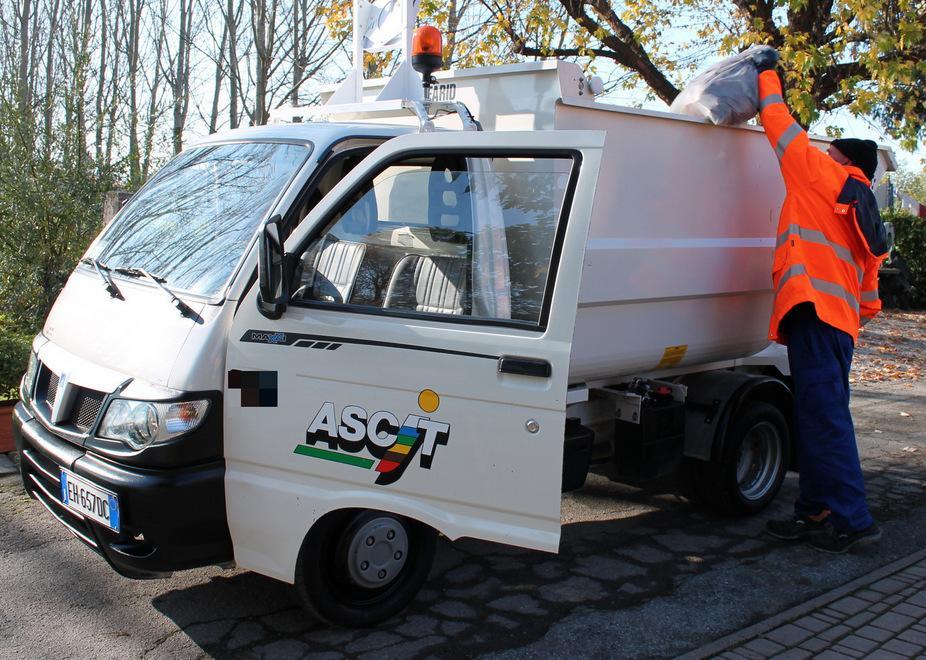 Truffa Ascit, 12 autisti davanti al giudice 