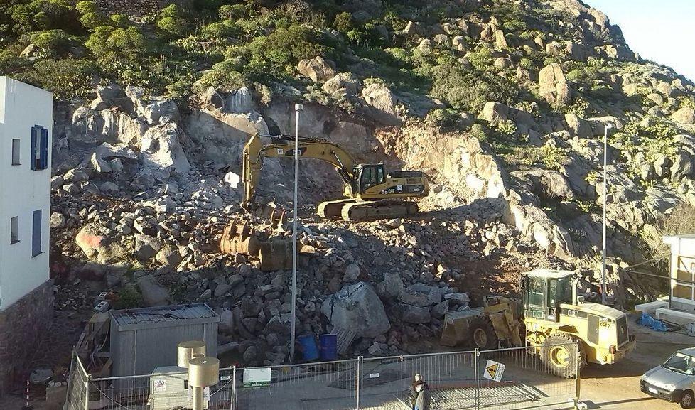 Caro sindaco di Capraia, blocchi lo scempio sul porto 