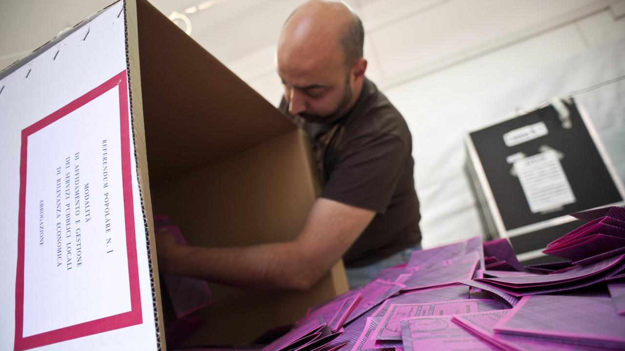 Un seggio elettorale