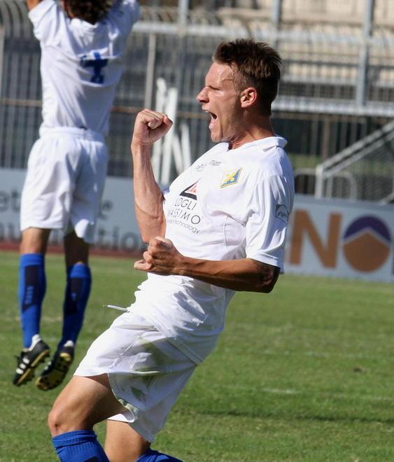 Tifo sì, tifo no Oggi decide Orgoglio Pratese 