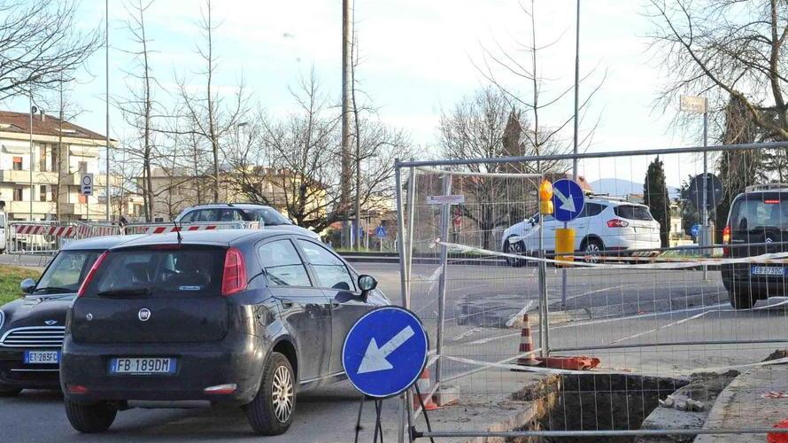 Pugno duro del Comune per i lavori fatti male
