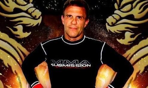 L’allenatore dei campioni alla palestra Kuro Obi