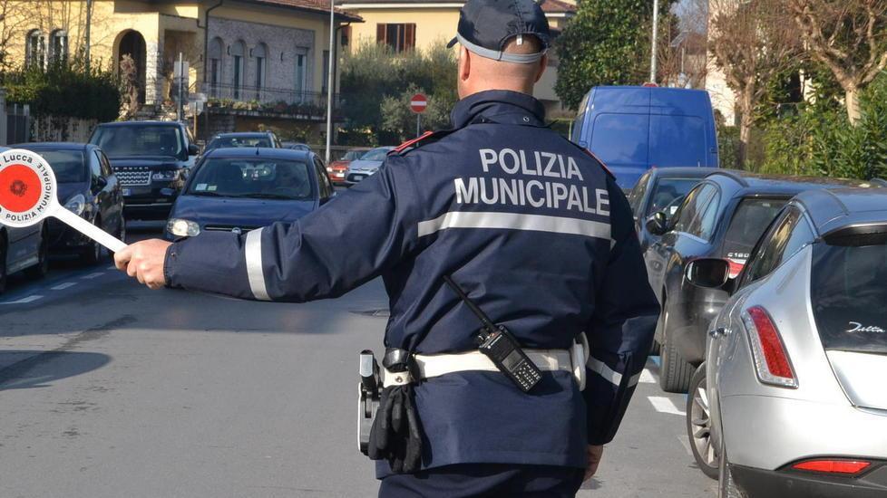 Polizia municipale, assunzioni per 33 stagionali in 6 comuni