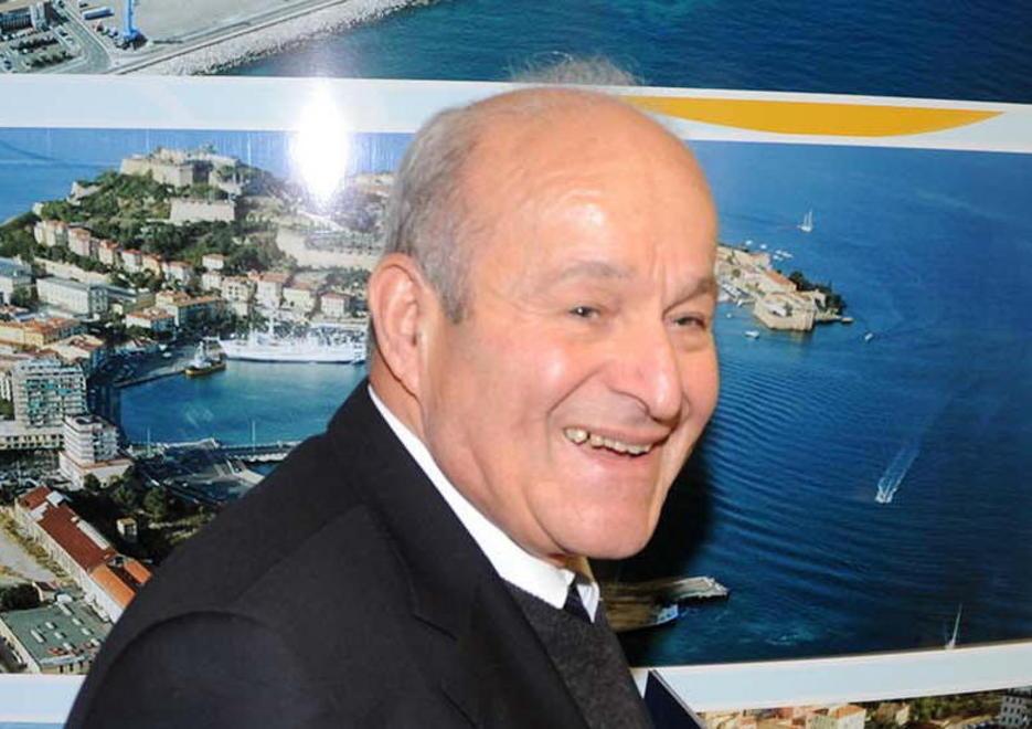 Rebrab, patrimonio da 3,2 miliardi di dollari: 100 milioni in più nell’ultimo anno