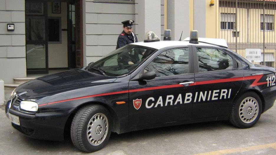 Scappano dopo il furto Inseguiti e arrestati