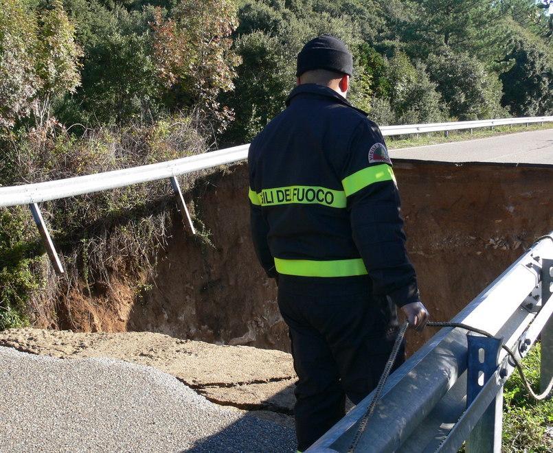 Frane e alluvioni, 120mila sardi nelle zone a rischio 