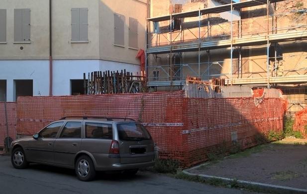 «Cantieri, degrado: zero risposte» 