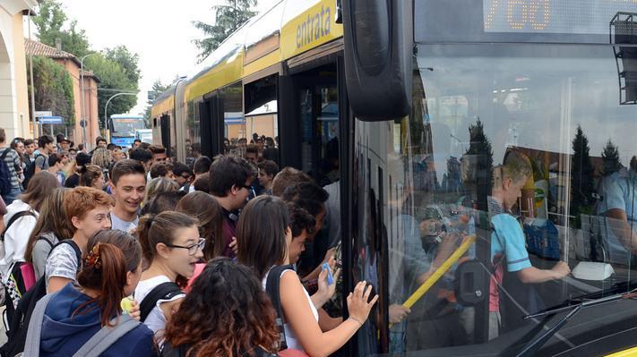 Bus, Comune aiuta le famiglia in difficoltà