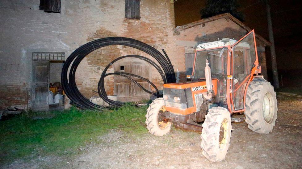 Litiga col padre, lo spinge e lo uccide