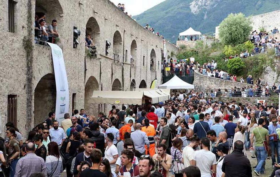 Spino Fiorito, fissate le date per aprile 