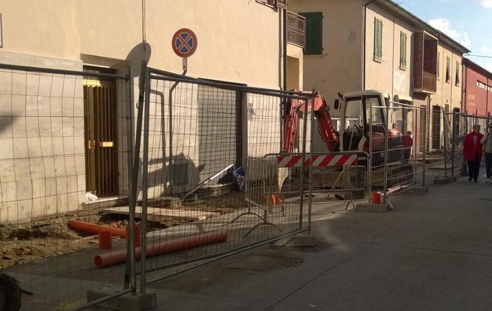 «Sposteremo i lampioni, non gli ambulanti» 