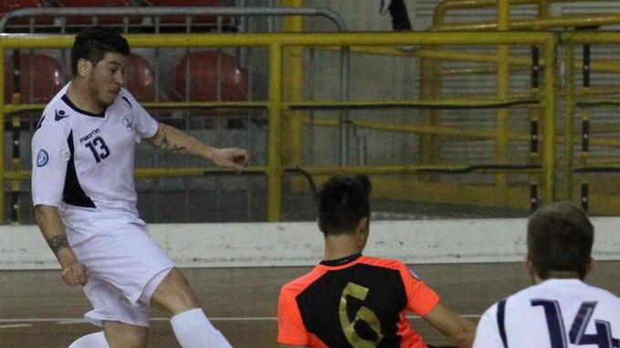Calcio a cinque, sfiorato l’en plein