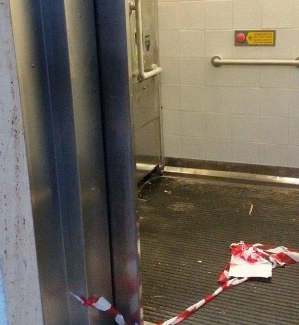 «La stazione, una toilette» 