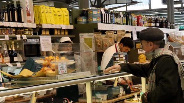 Non solo ambulanti, fino a venti banchi