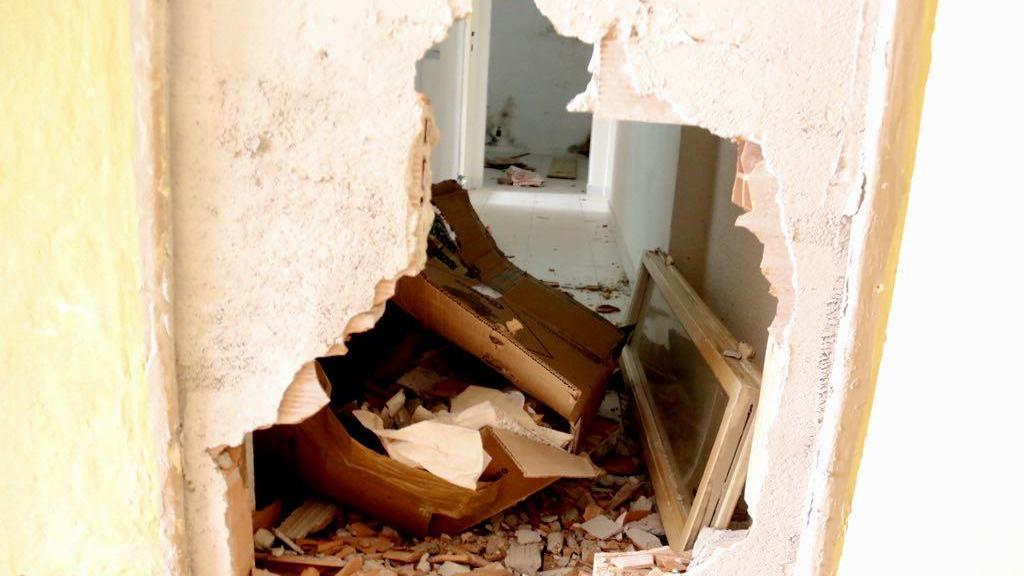 Case sfondate alla Chiccaia (Marzi/Pentafoto)