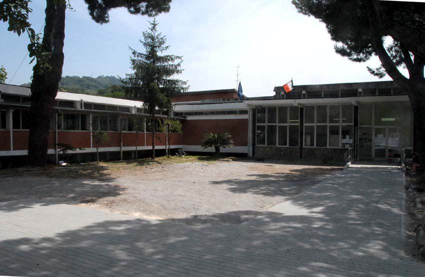 Rischio crollo al Repetti, scuola chiusa