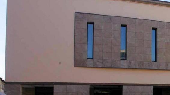 Piove nel nuovo teatro Pacini Il sindaco: «Faremo i lavori»