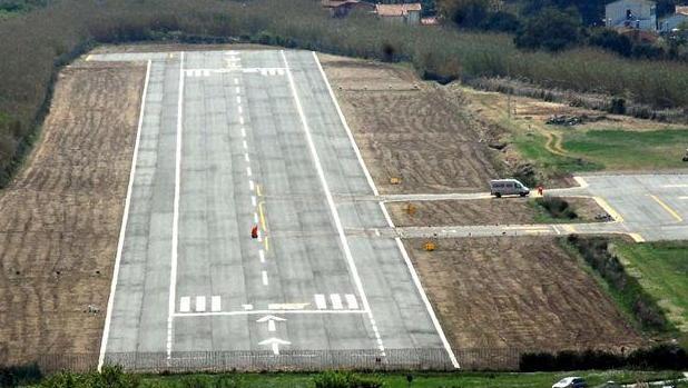 Via libera dal consiglio comunale all’allungamento della pista 