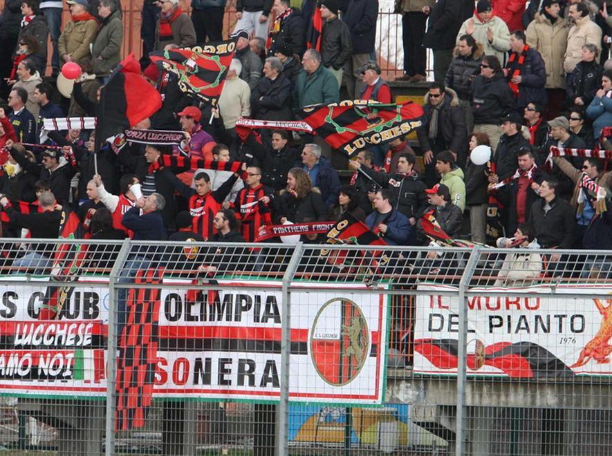 La protesta dell’associazione dei club rossoneri 