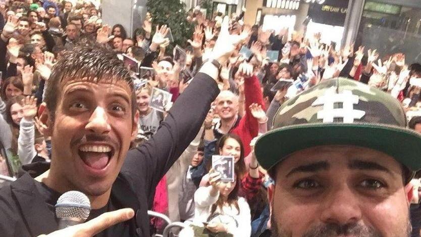 Bagno di folla per Francesco Gabbani