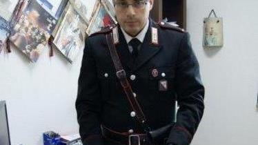 A spasso con una baionetta: denunciato dai carabinieri
