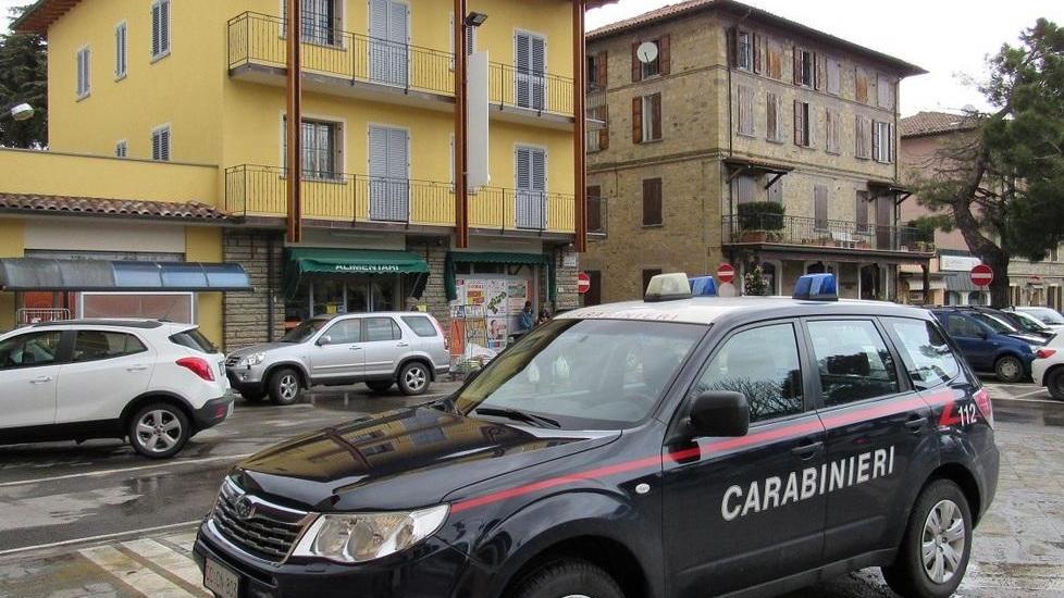 I profughi tra sterco e cellulari “d’oro” a Serramazzoni