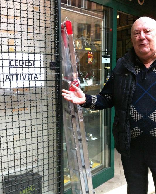 Modena, Ronchetti vende l’ultima ferramenta del centro storico
