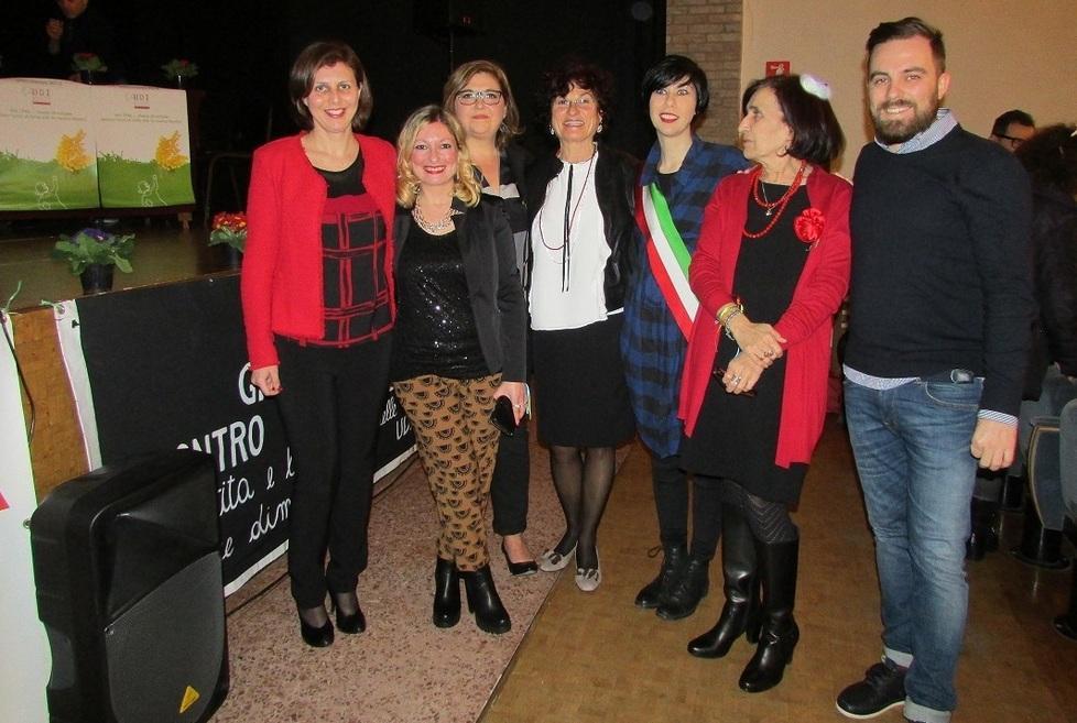 “Donne, forme e colori”, la mostra 
