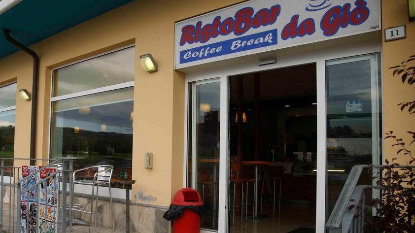 Ladri in azione al bar Giò Rubati tabacchi e grattini