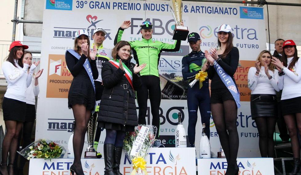 Il podio con al centro Simon Clarke (Foto Nucci)