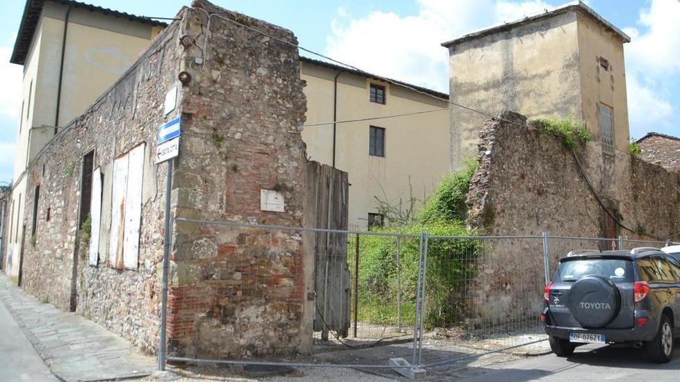 Una casa per studenti nel rudere di via Paoli