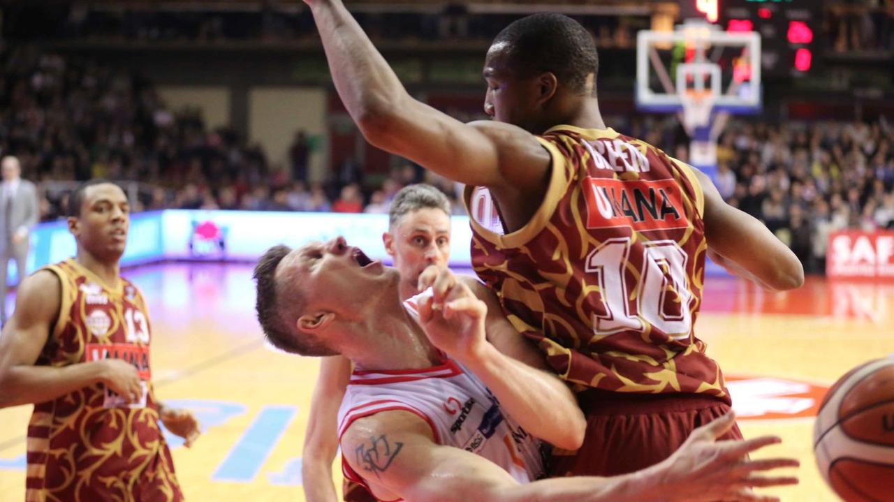 La Grissin Bon doma la Reyer Venezia al supplementare