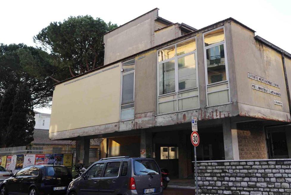 Vanno all’asta macchine utensili del Professionale